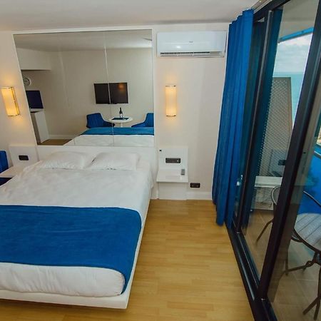 Nuage - 1St Line Sea View Apartments باتومي المظهر الخارجي الصورة