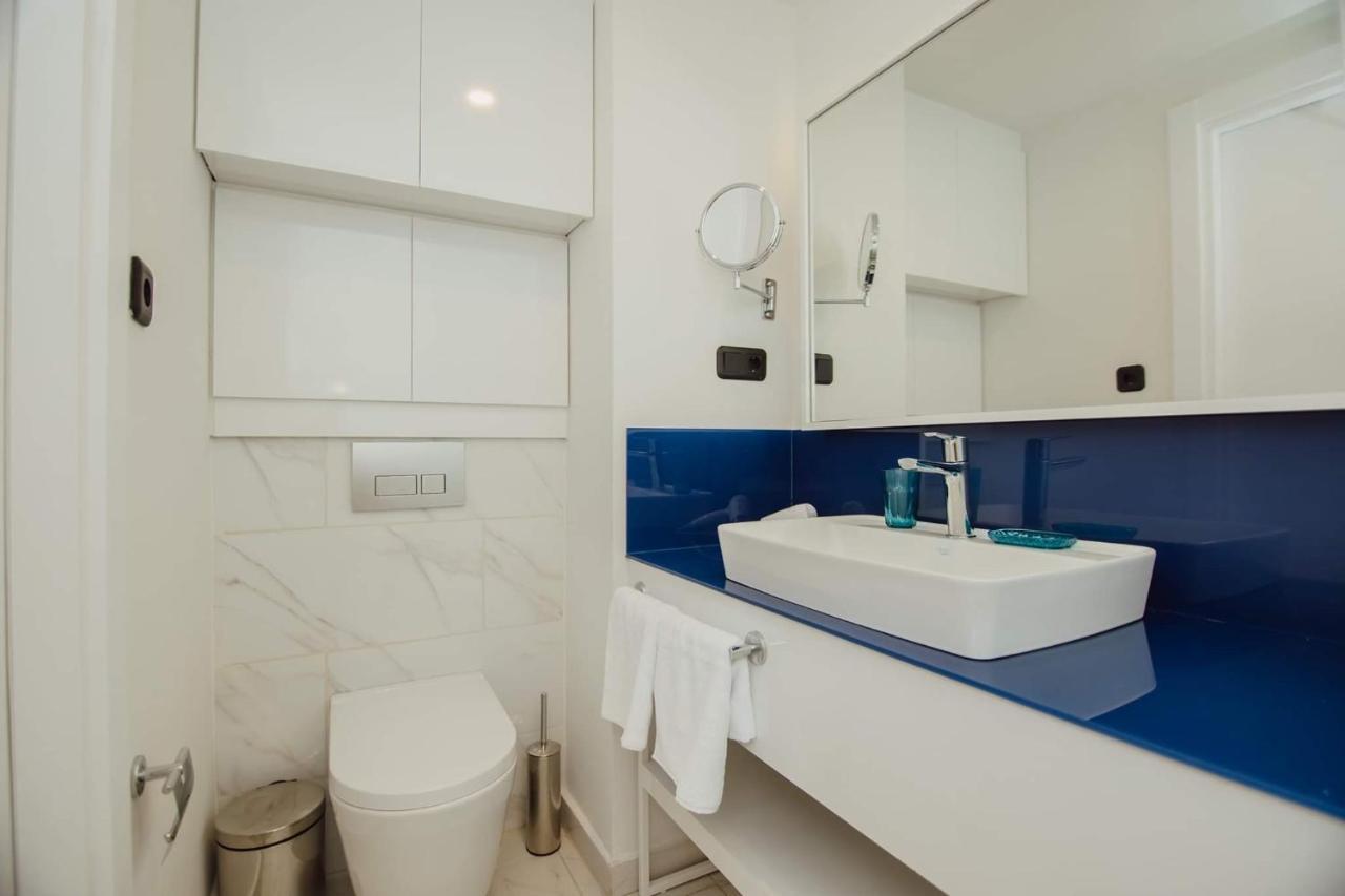 Nuage - 1St Line Sea View Apartments باتومي المظهر الخارجي الصورة