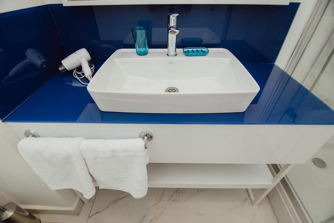 Nuage - 1St Line Sea View Apartments باتومي المظهر الخارجي الصورة