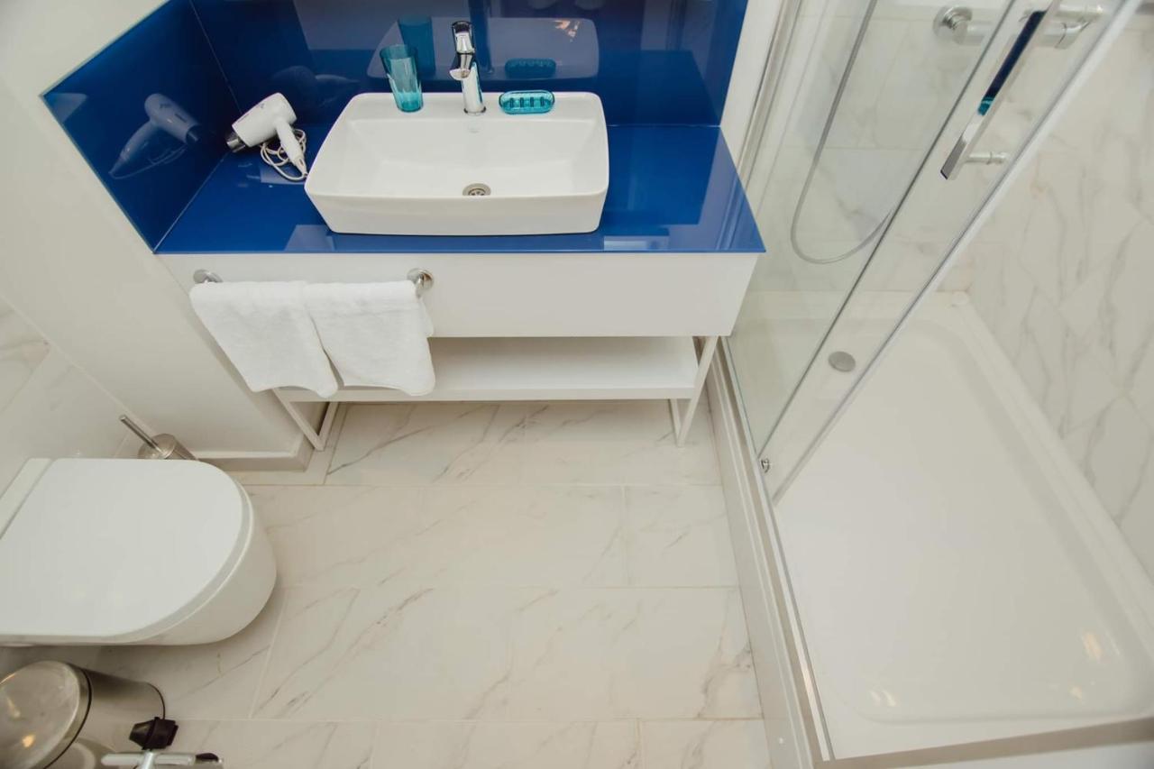 Nuage - 1St Line Sea View Apartments باتومي المظهر الخارجي الصورة